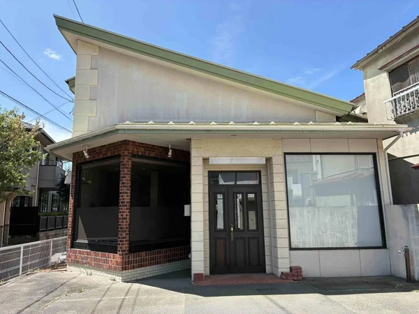 exterior exterior
