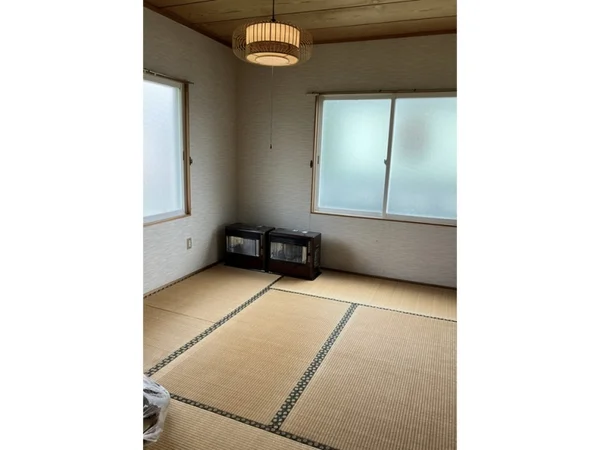 Floor plans & documents