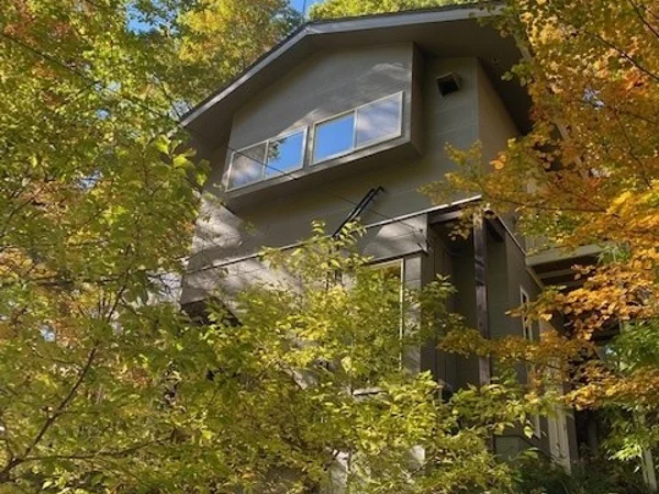 exterior exterior