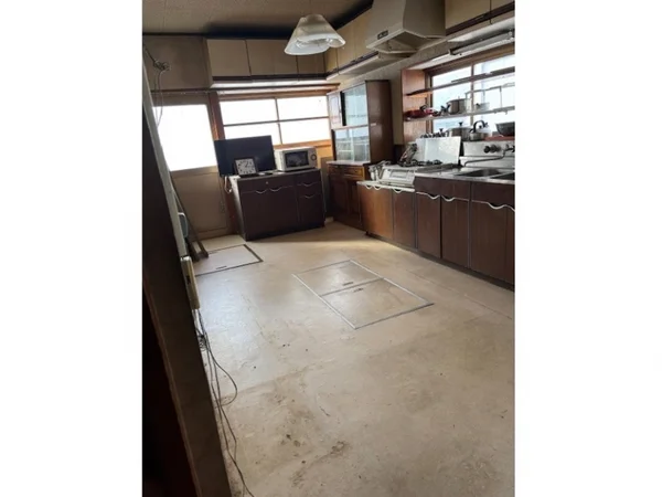 Floor plans & documents