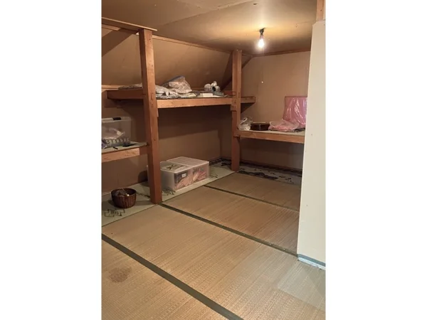 Floor plans & documents
