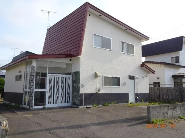 exterior exterior