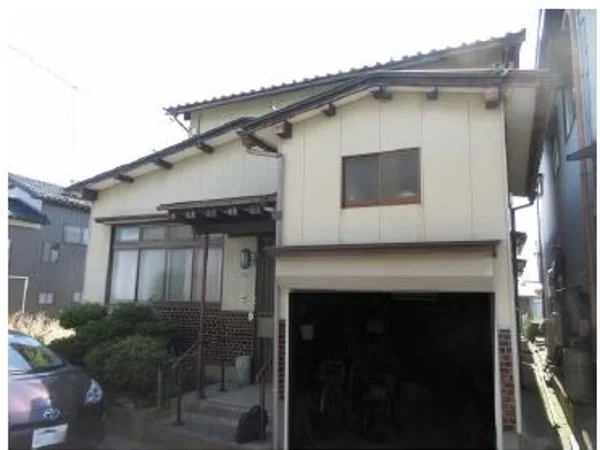 exterior exterior