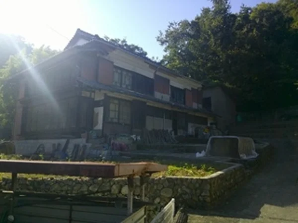 exterior