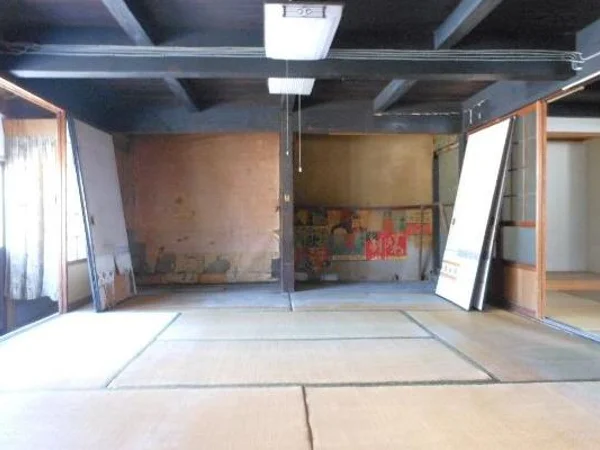 Floor plans & documents