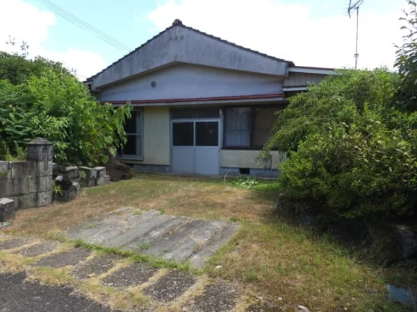 exterior exterior