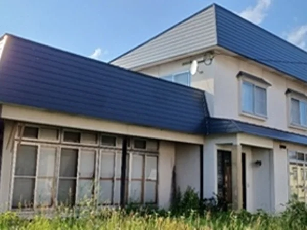 exterior exterior