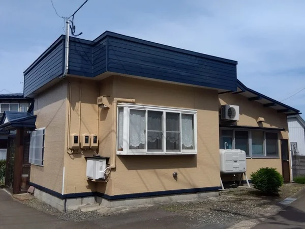 exterior exterior