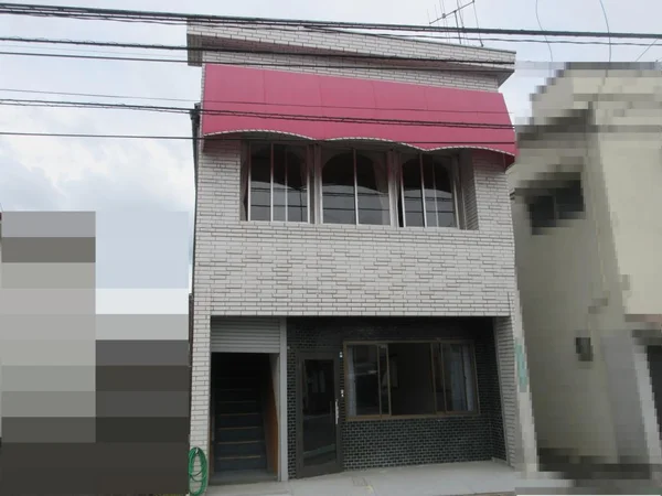 exterior exterior