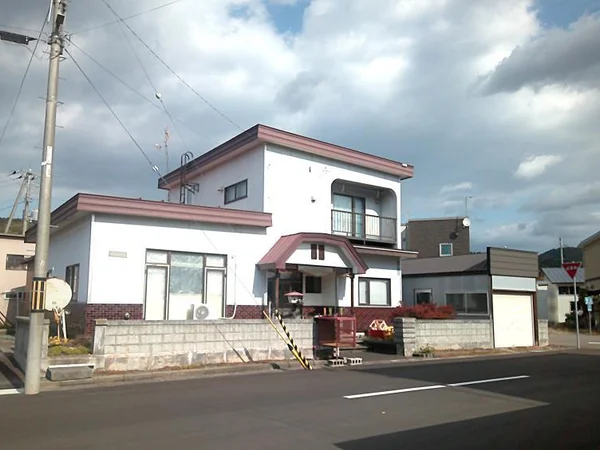 exterior exterior