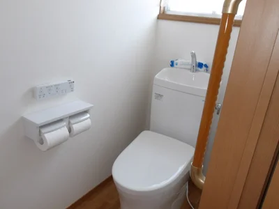 toilet