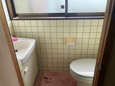 toilet toilet