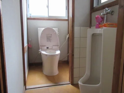 toilet