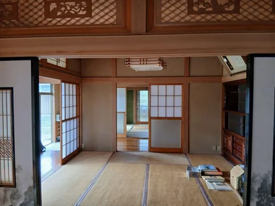 japanese-style room(s)
