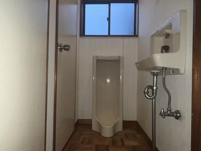 toilet