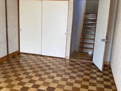 western-style room(s)
