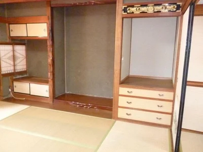 japanese-style room(s)