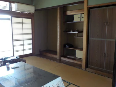 japanese-style room(s)