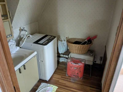 washroom washroom
