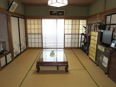 japanese-style room(s)