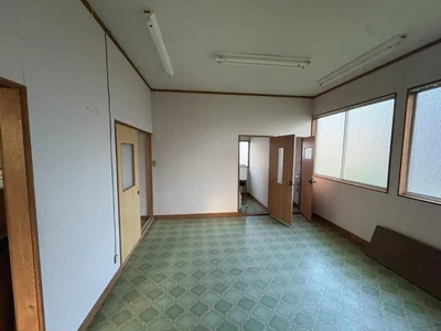western-style room(s)