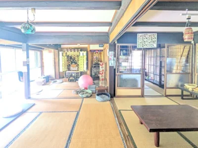 japanese-style room(s)