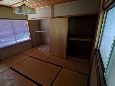 japanese-style room(s)