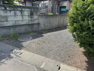 exterior (including front road) exterior (including front road)