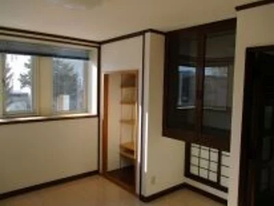 western-style room(s)