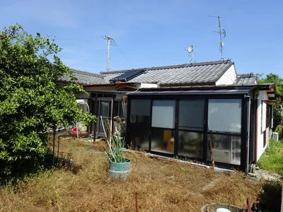 Photo 2