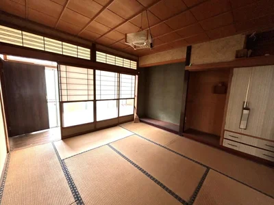 japanese-style room(s)
