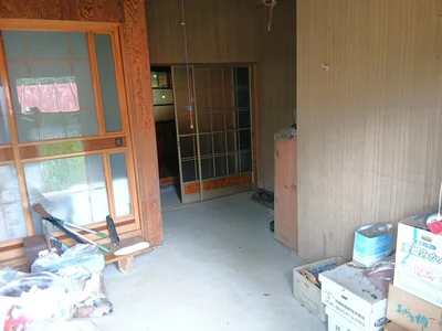 Photo 2 Photo 2