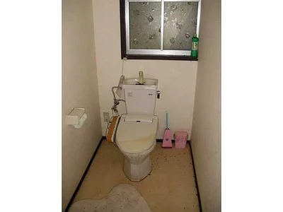 toilet