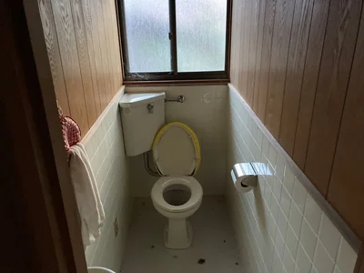 toilet