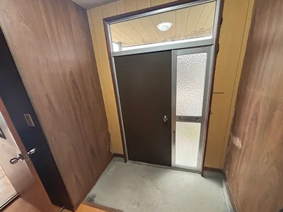 entrance