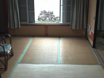 居間