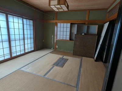 japanese-style room(s)