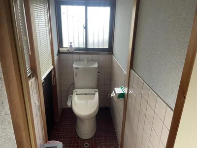toilet toilet