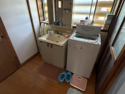 Image Image
