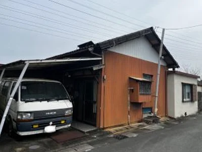 Photo 1 Photo 1