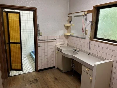 washroom washroom