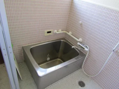 bath