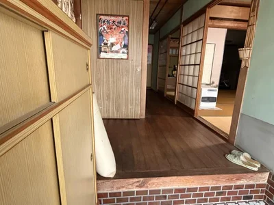 entrance