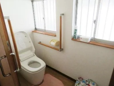 toilet