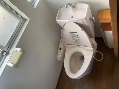 toilet