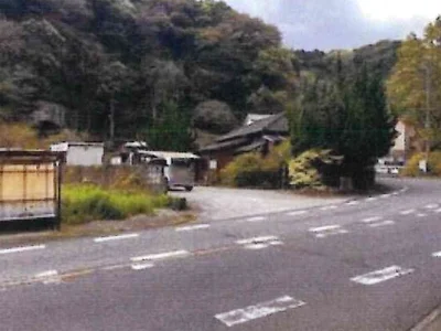 exterior (including front road)
