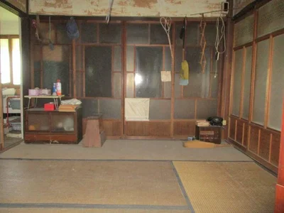 japanese-style room(s)