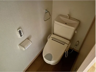 Photo 2 Photo 2