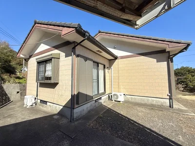 exterior exterior