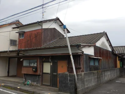 Photo 1 Photo 1